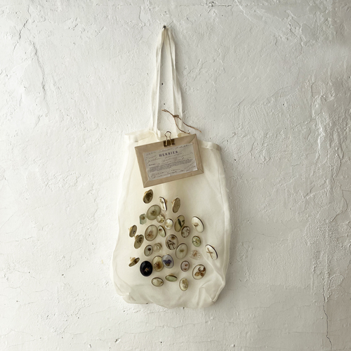 errr lapel pins bag1