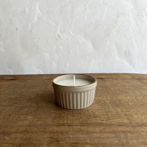 2025 errer candle beige 󒍐Y