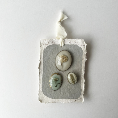 errer sample8 lapel pins