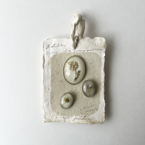 errer sample�X lapel pins